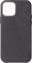 DECODED Leren Back Cover - iPhone 12 Mini - Hoogwaardig Europees Leer - Hoesje met Metalen Knoppen - Magnetische Technologie van Apple - Zwart Split