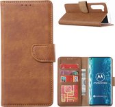 Xssive Hoesje voor Motorola Moto One Edge - Book Case - Licht Bruin