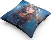 Sierkussen - Cushion. Mysterious Woman - Zwart En Blauw - 45 Cm X 45 Cm