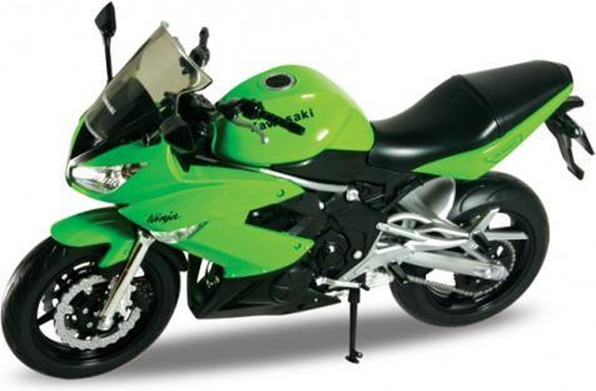 Kawasaki Ninja 650R 1:10