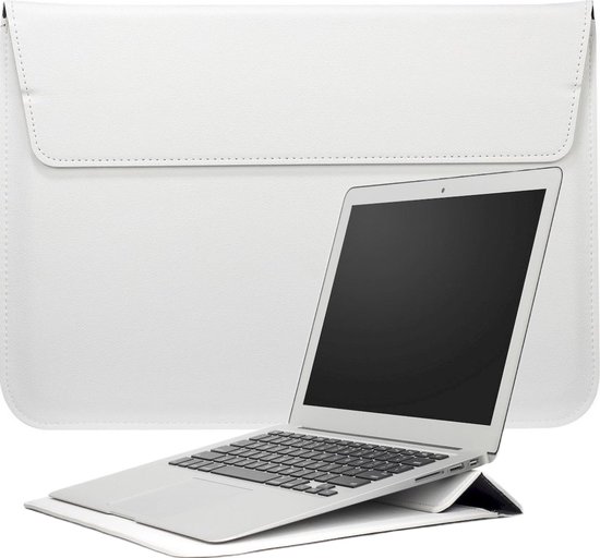 Witte vegan leren laptoptas met een open laptop die schuin staat.