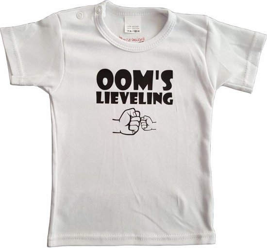 Wit baby t-shirt met "Oom's lieveling" - maat 80 - babyshower, zwanger, cadeautje, kraamcadeau, grappig, geschenk, baby, tekst, bodieke