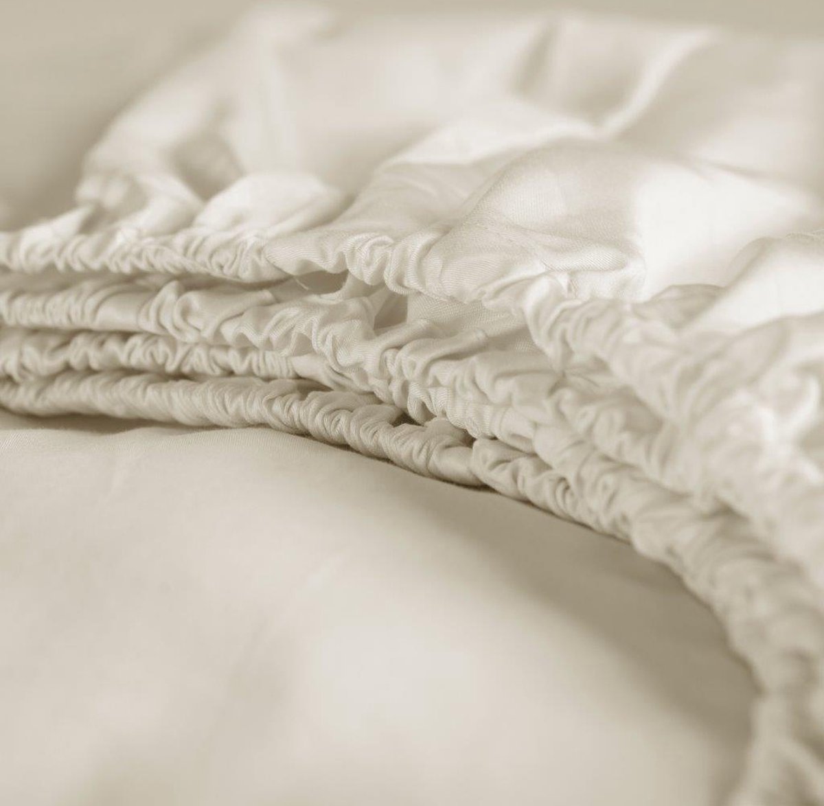 Cinderella Sundays Hoeslaken - Topper - 100% Katoen-Satijn - Extra Lang - 180x220 cm - tot 15 cm - Ivoor