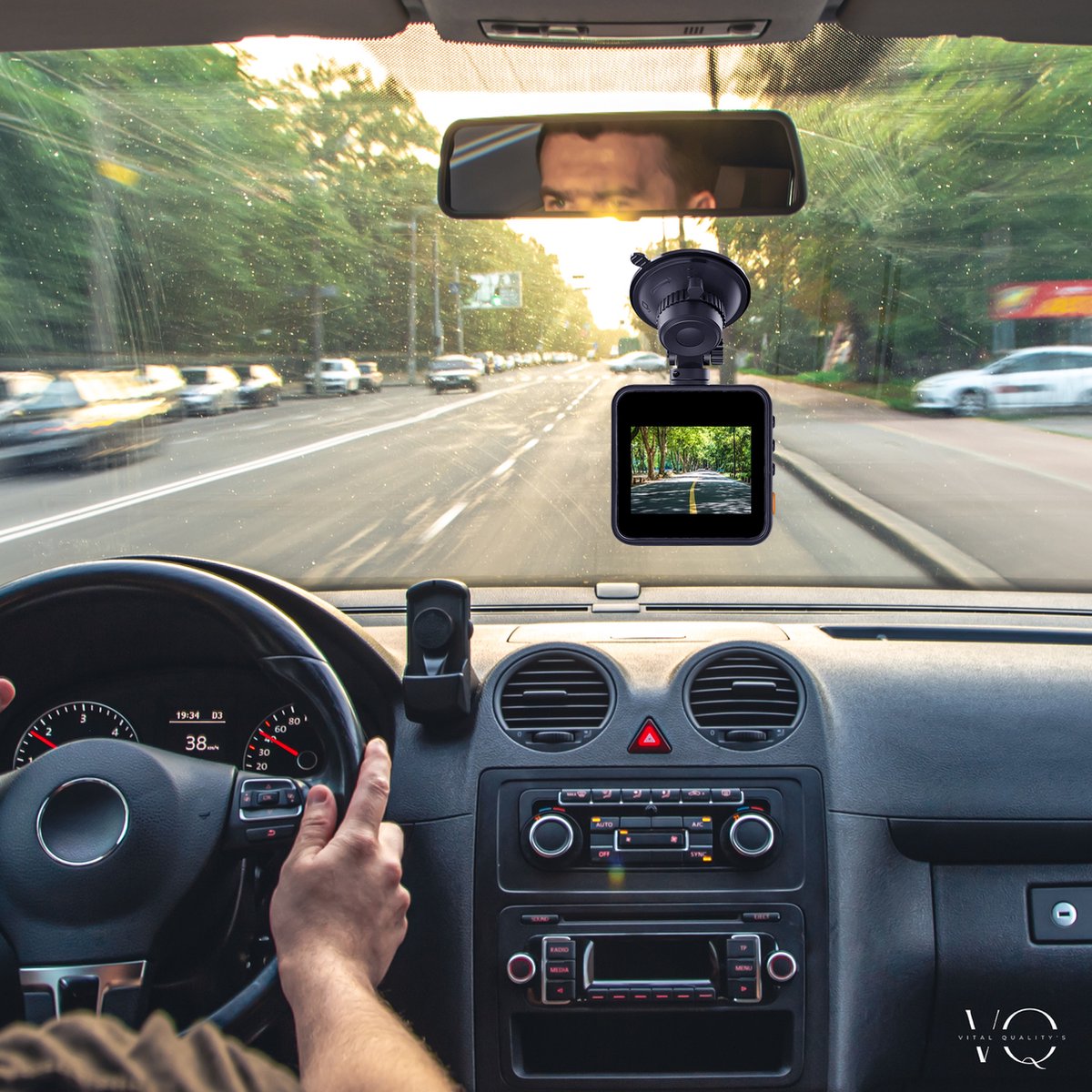 Vital Quality's Dual Dashcam Voor Auto - Camera Voor en Achter 1080p Full HD thumbnail 5