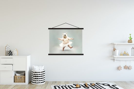 Schoolplaat - IJsbeer - Rok - Dieren - Wit - Portret - Muurdoek - 150x113 cm - Textielposter - Wanddecoratie