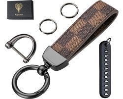 Luxe Leren & Metaal Sleutelhanger voor Volwassenen - Auto Sleutelhouder - Keychain met Karabijnhaak, Musketonhaak en Sleutelringen - Autosleutel voor Vrouwen, Mannen, Dames - Karabijnsluiting Sleutel hanger - Auto Accessoires -In Cadeau/Geschenk Doos