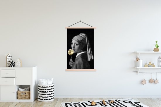 Boucle d'oreille Fille à la perle du maître ancien Johannes Vermeer en noir et blanc avec sucette dorée 120x180 cm XXL / Groot format !