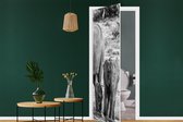 Deursticker Olifant - Water - Dieren - Zwart - Wit - 85x215 cm - Deurposter