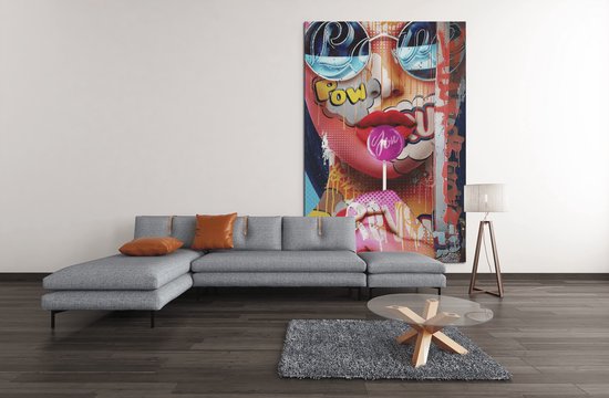 Canvas Schilderij - Vrouw met Lolly - Kleurrijk - 90x60x2 cm