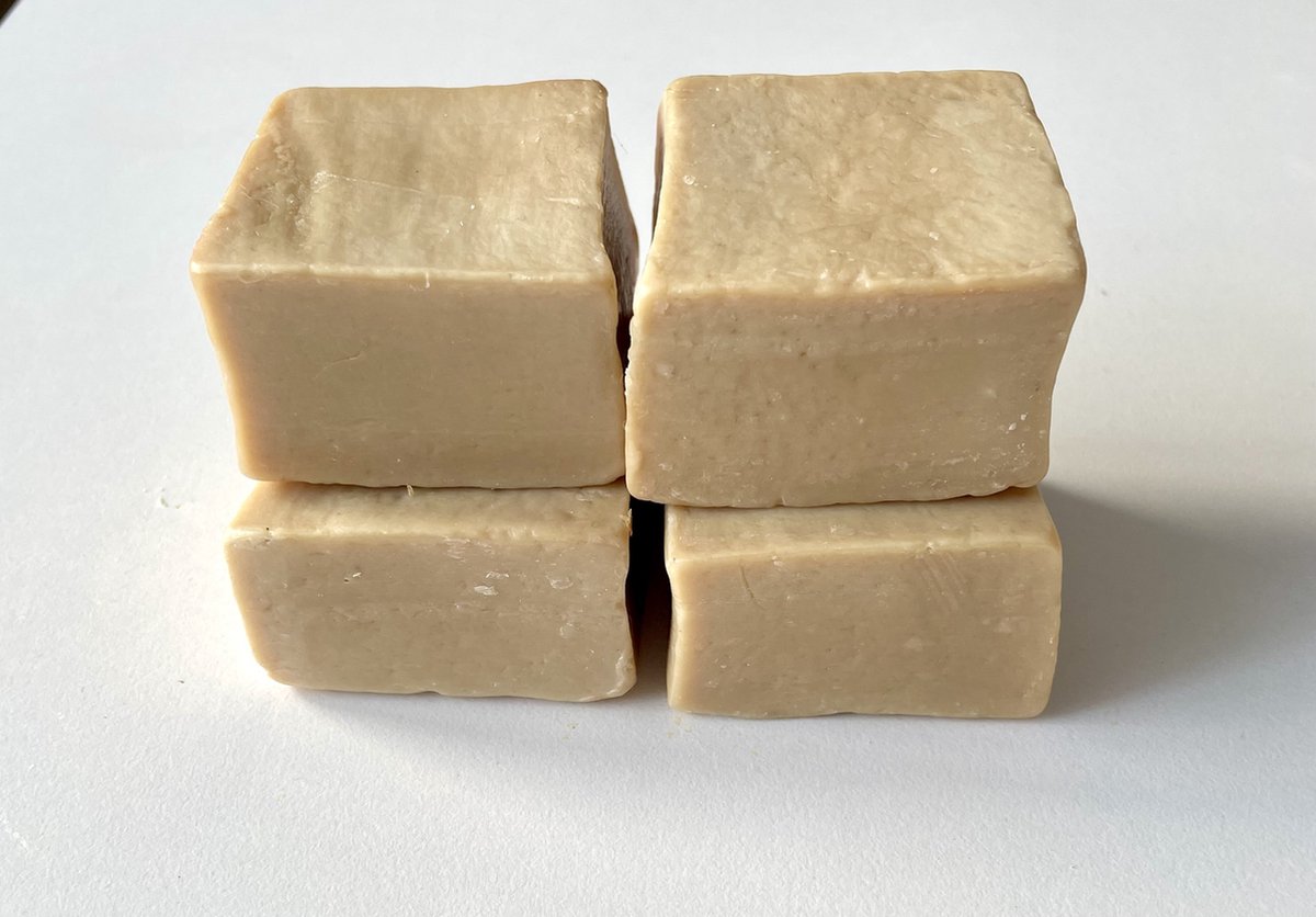 Geitenmelk natuurlijke zeep 3x100g - 100% ambachtelijke zeep van pure olijf en geitenmelk (100% handmade and natural goats milk soap)