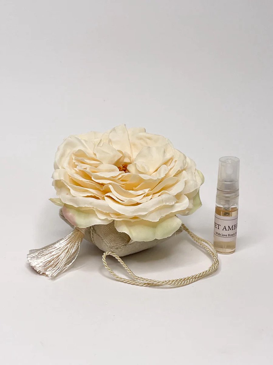 Home perfume handmade flower decoration velvet amber scented room parfum closet hanging scent