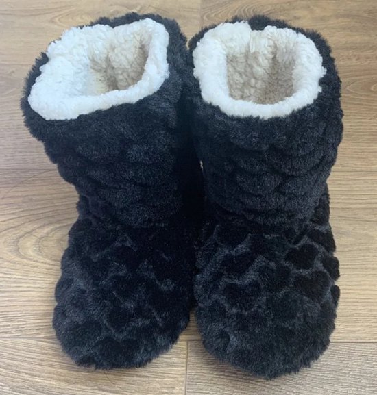 Pantoufles femmes femme - chaussons moelleux - noir - taille 38 / 40