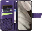 Mobigear Telefoonhoesje geschikt voor Google Pixel 8 Hoesje | Mobigear Butterfly Bookcase Portemonnee | Pasjeshouder voor 3 Pasjes | Telefoonhoesje voor Pinpas / OV Kaart / Rijbewijs - Paars