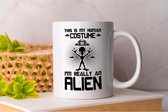 Mok This Is My Human Costume I'm Really An Alien - FamilyFirst - Gift - Cadeau - LoveMyFamily - GezinEerst - FamilieLiefde - Mom - Sister - Dad - Brother - Mama - Broer - Vader - Zus - anime - Teacher