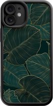 Casimoda® hoesje - Geschikt voor iPhone 11 - Monstera Leaves - Effen telefoonhoesje met lensbescherming - TPU - Backcover - Groen