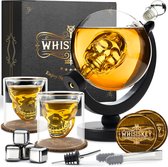 Whisiskey Whiskey Karaf - Skull - Luxe Whisky Karaf Set - Decanteer karaf - 900ml - Whiskey Set - Incl. 4 RVS Whiskey Stones, 2 Whiskey Glazen & Extra Accessoires