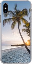 Geschikt voor iPhone Xs hoesje - Strand - Zonsondergang - Palmboom - Siliconen Telefoonhoesje