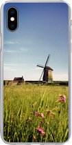Geschikt voor iPhone Xs hoesje - Een molen met bloemen - Siliconen Telefoonhoesje