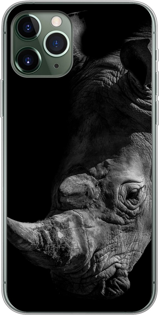 Telefoonhoesje Geschikt voor iPhone 11 Pro hoesje - Close-up neushoorn op zwarte achtergrond in zwart-wit - Siliconen Telefoonhoesje Telefoonhoesje