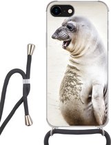 Telefoonhoesje Geschikt voor iPhone SE 2020 - Zeeolifant - Grappig - Lachen - Kinderen - Jongens - Meisjes - Kids - Siliconen - Crossbody - Backcover met Koord - Telefoonhoesje met koord - Hoesje met touw