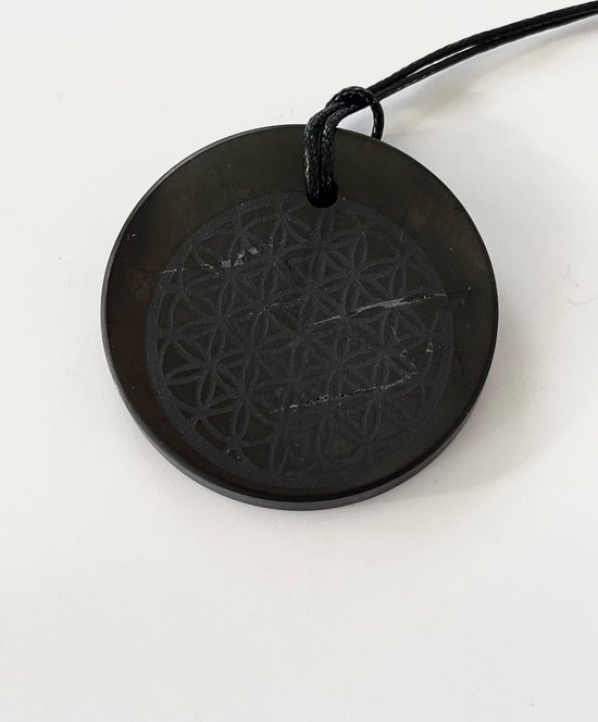Pendentif de pierres précieuses de shungite contre le rayonnement 4 et 5G réduit le stress de la Russie