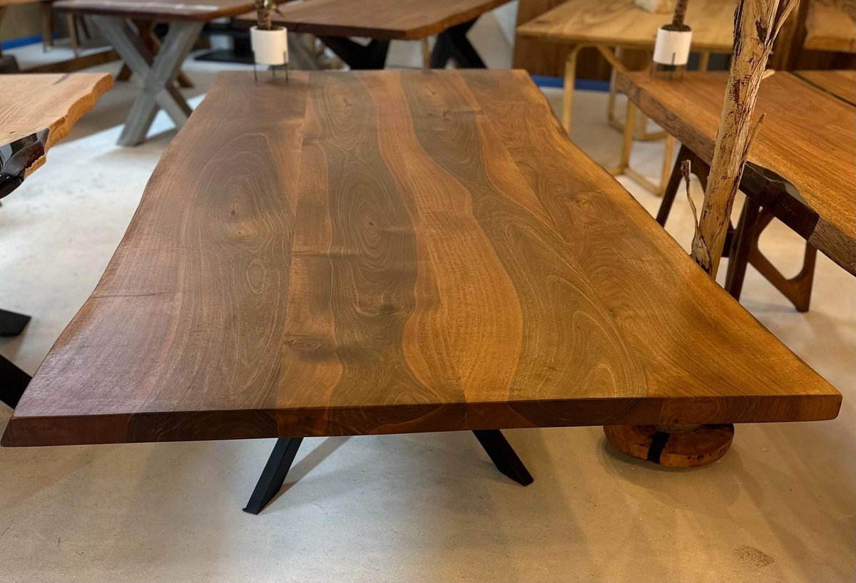 Arka Woods - Amerikaans Walnoot Hout Eettafel - Heleen