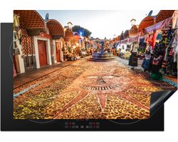 KitchenYeah® Inductie beschermer 78x52 cm - Markt in de stad Puebla in Mexico - Kookplaataccessoires - Afdekplaat voor kookplaat - Inductiebeschermer - Inductiemat - Inductieplaat mat