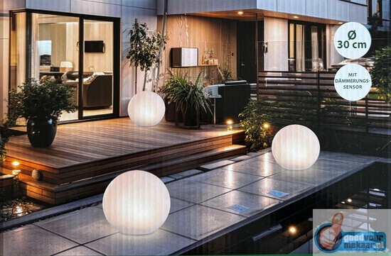 Foto: Kynast garden led solar lamp ronde buitenlamp 30x28cm ip67 zonne energie led lamp bal vorm voor buiten