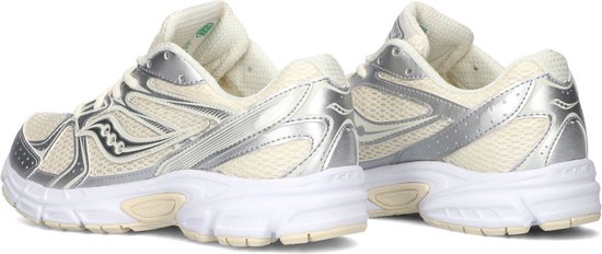 Crème en zilverkleurige Saucony sneakers met mesh details.