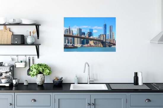 Brooklyn Bridge in Amerika onder een blauwe hemel poster 90x60 cm - Foto print op Poster (wanddecoratie woonkamer / slaapkamer) / Bruggen Poster