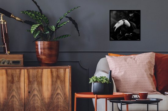 Cadre photo avec affiche Zwart et Wit- Toucan entouré de papillons dans la jungle - noir et blanc - 40x40 cm - Cadre pour affiche