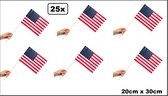 25x Zwaaivlaggetjes op stok USA 20cm x 30cm - Zwaai vlaggetjes EK WK thema feest voetbal festival uitdeel