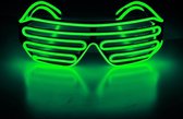 LOUD AND CLEAR® - LED Bril Shutter Groen - Draadloos - Oplaadbaar - Lichtgevende Bril - Bril met Licht - Feestbril - Party Bril - Carnaval