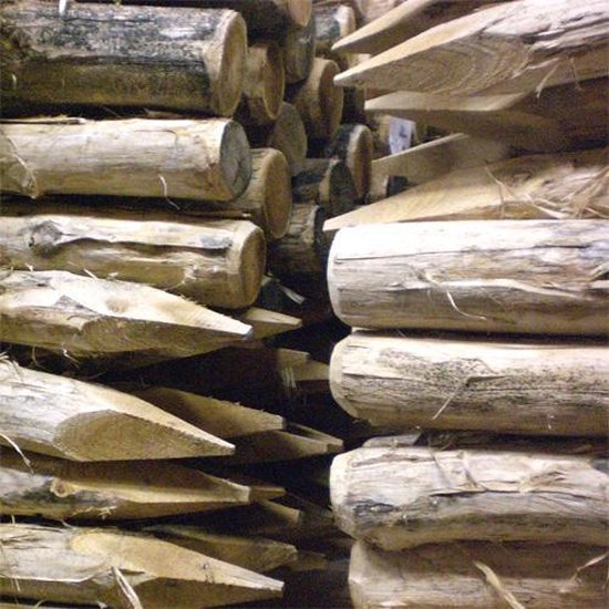 Poteaux ronds Robinia 140cm 6-8cm