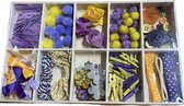Avec hobby box - creatief - knutselen - paars - geel - knijpers - pompons - pailletten - strass stenen - touw - knopen