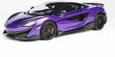 Het 1:18 gegoten model van de McLaren 600 LT in paars. De fabrikant van het schaalmodel is LCD Models. Dit model is alleen online verkrijgbaar