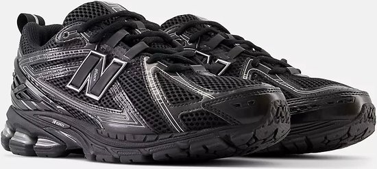 New Balance 1906R Black Maat 40 bol