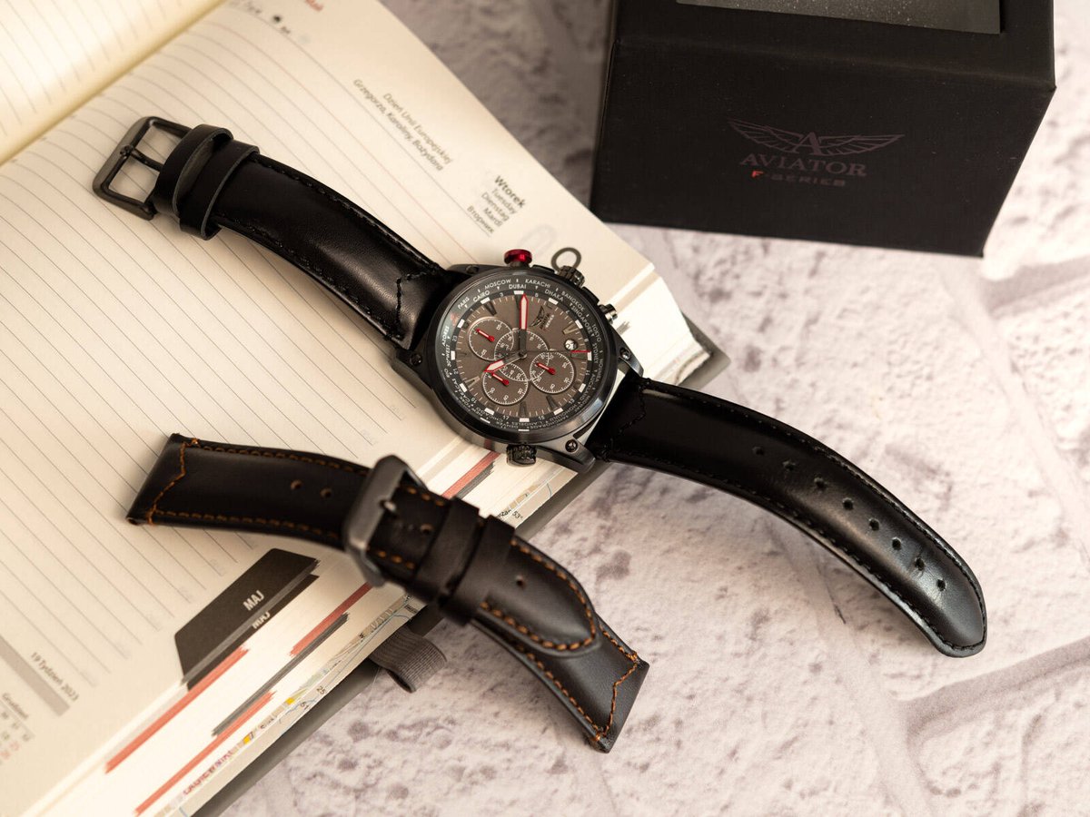 Aviator avw1369g185 sale