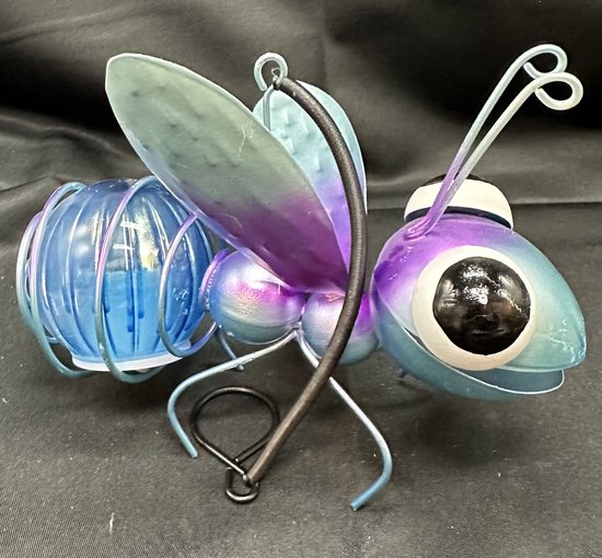 Metaal hangende solarlamp "blauwe vlinder" - blauw - met 1 LED - Hangend en Staand model - hoogte 12 x 16 x 11 cm - Tuindecoratie - Tuinverlichting
