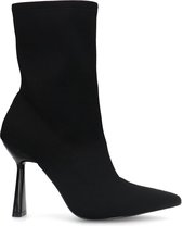 Sacha - Dames - Zwarte sock boots met trechterhak - Maat 36
