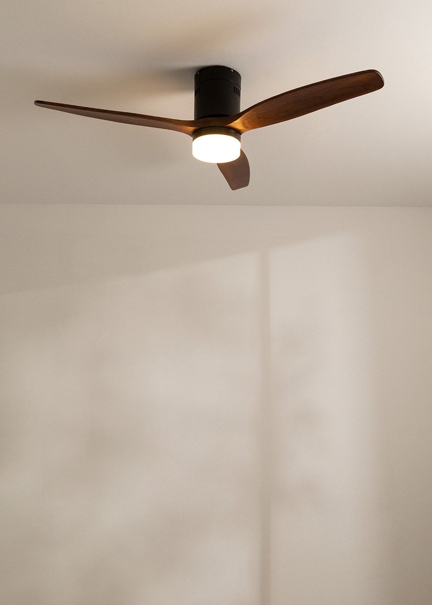 CREATE - Plafondventilator 40W silent Ø132 cm, met licht en afstandsbediening, Zwart, Messen Donker hout - WIND CALM
