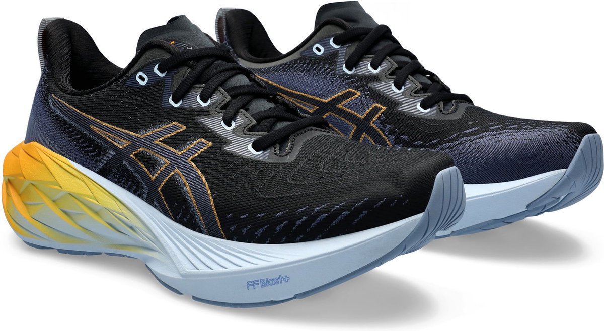 Asics Novablast 4 Sportschoenen Mannen Zwart