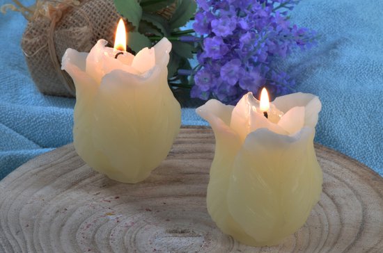 Set van 2 stuks TULP kaarsen in sprankelend ivoor wit, 6x6 cm, hoogte 7 cm - BEKIJK VIDEO