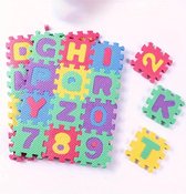 Alfabet mini foam letter en cijfers - 6 cm x 6 cm - Educatief