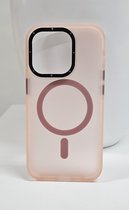 iPhone 15 Pro Magsafe-Compatible Backcover - Roze met Lens Design