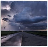 Dibond - Weg - Landschap - Storm - Bliksem - Kleuren - 50x50 cm Foto op Aluminium (Wanddecoratie van metaal)