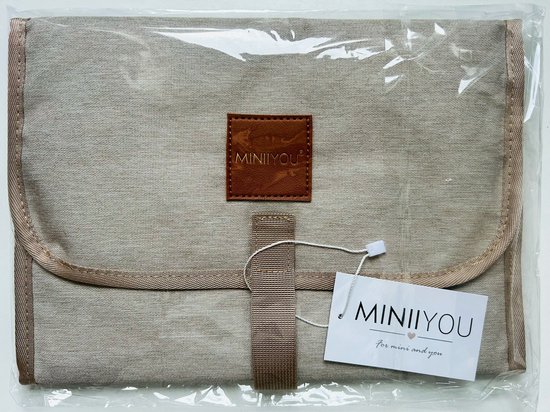 Baby Verschoonmatje voor onderweg - Waterbestendig - Beige - 58x30 cm van Bisous de LouLou — afbeelding 2