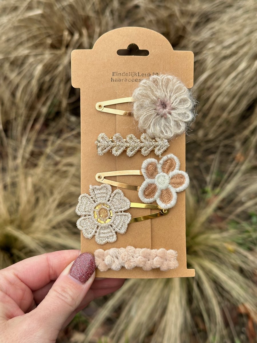 Haarspeldjes voor meisjes - Haaraccessoires meisjes - Haarspeldjes voor meisjes en baby's - Haarknipjes - Haarclips - handgemaakte haaraccessoires – Haarknipjes bloem wol – Cadeautje – Haaraccessoires bruiloft - Zand