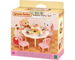 foto van Sylvanian Families 5742 Feestset- poppenhuisinrichting