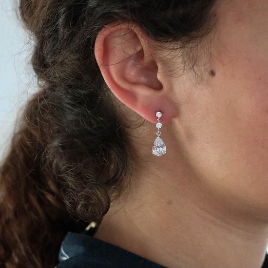 Zilveren set druppel met zirkonia